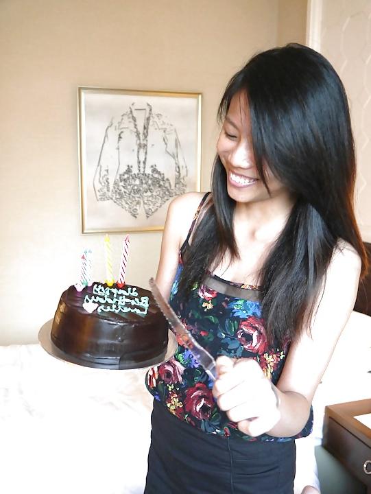 25P Chinese Busty Singapore Girl