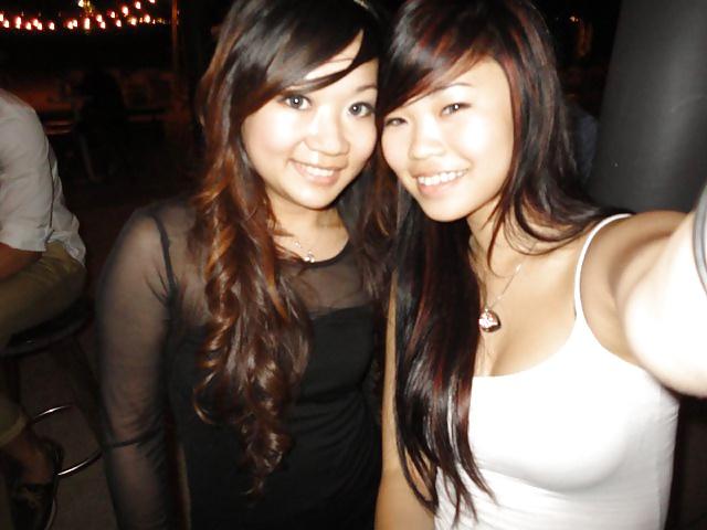 25P Chinese Busty Singapore Girl
