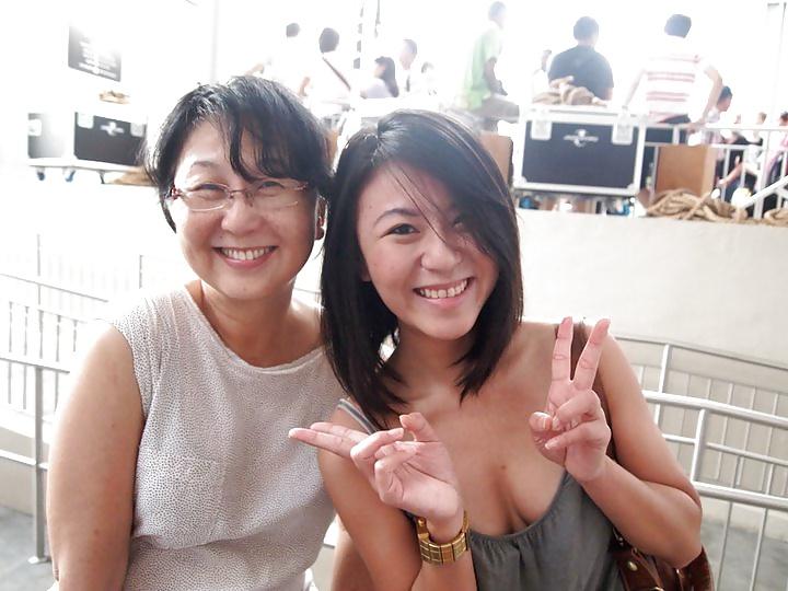 25P Chinese Busty Singapore Girl