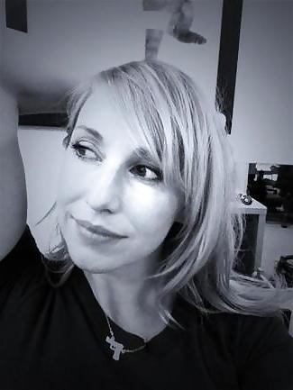 25P Kari byron natural beauty.