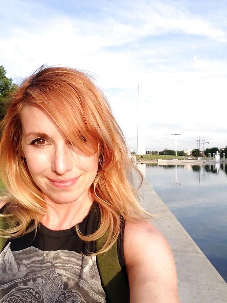 25P Kari byron natural beauty.