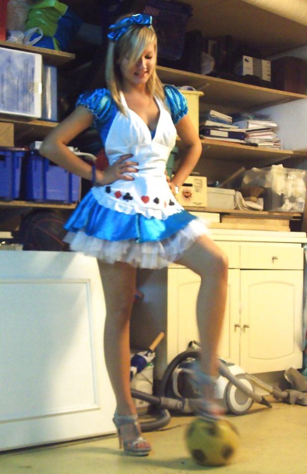 25P Francaises en talon french girl in high heels ep1