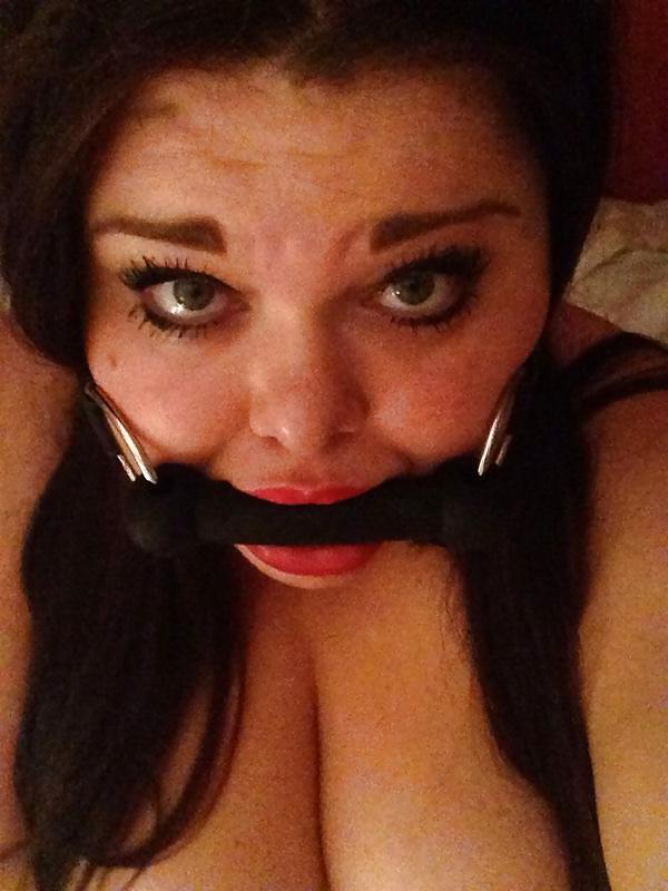 14P Dirty Slut Zara