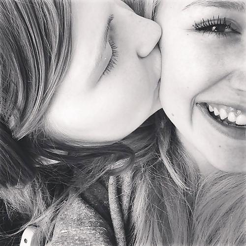13P Janas exclusive sensual lesbian view 1