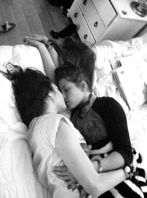 13P Janas exclusive sensual lesbian view 1