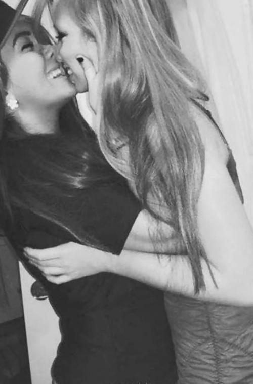 13P Janas exclusive sensual lesbian view 1