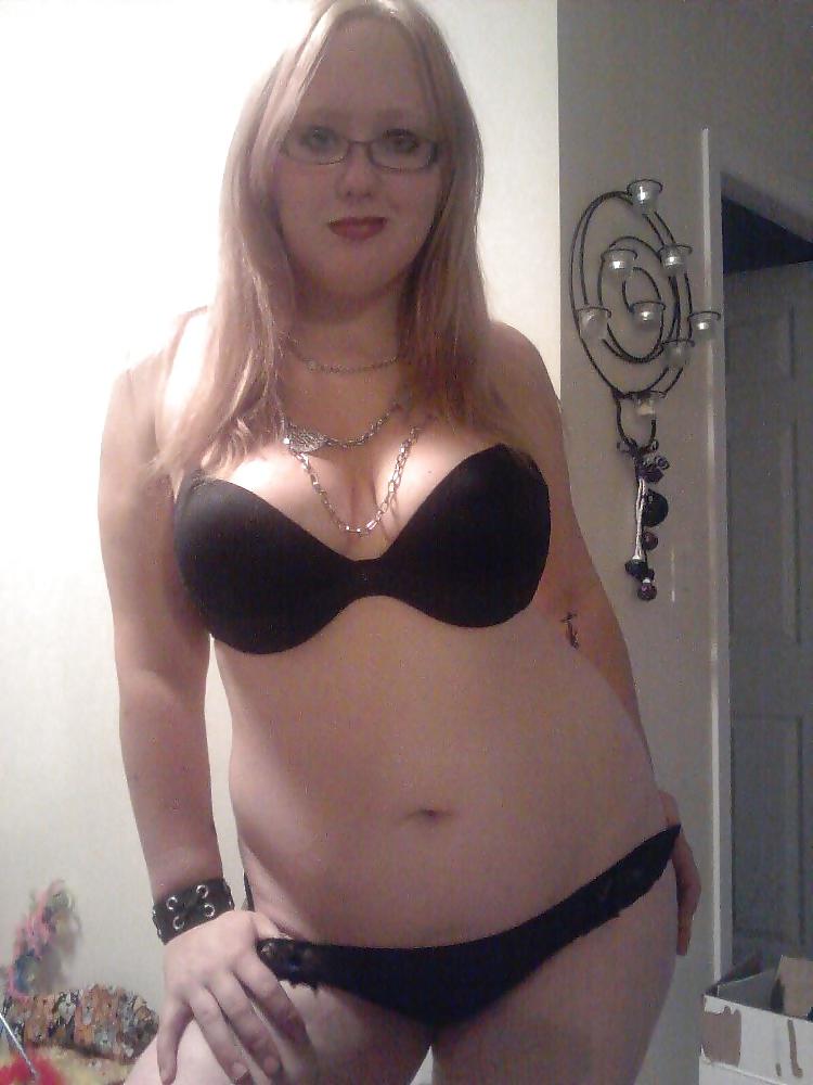 25P Danielle Emo Busty Teen Wank Slut