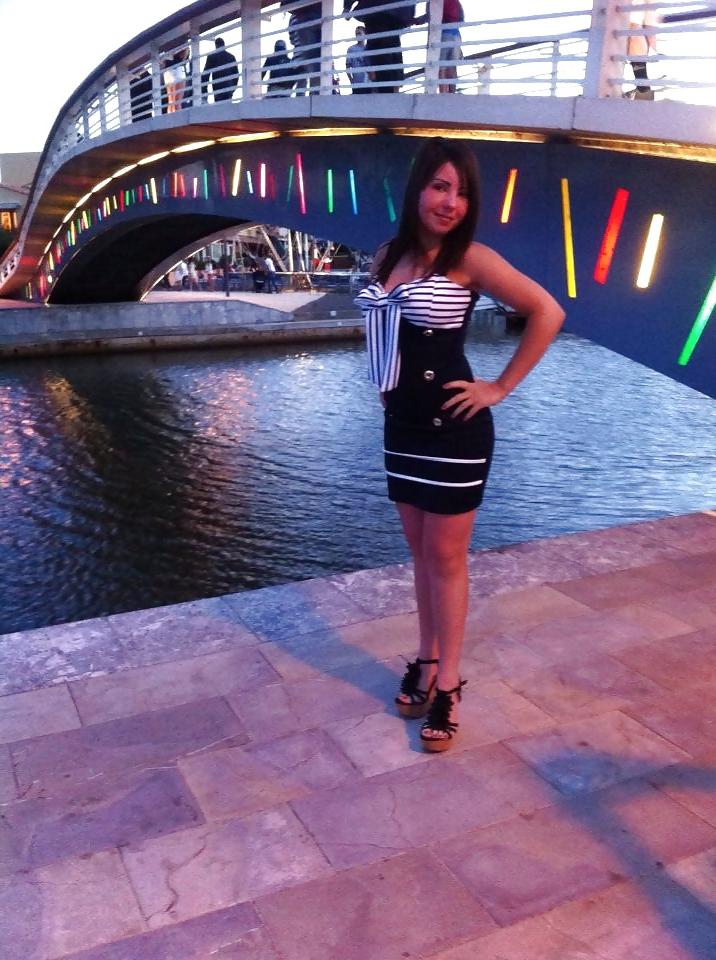 25P Francaises en talon french girl in high heels ep2
