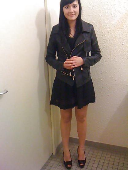 25P Francaises en talon french girl in high heels ep2