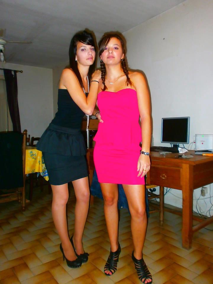 25P Francaises en talon french girl in high heels ep2