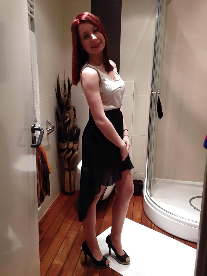 25P Francaises en talon french girl in high heels ep2