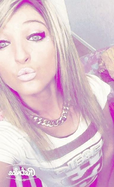 25P Sharon Cette Gueule a Foutre No 2