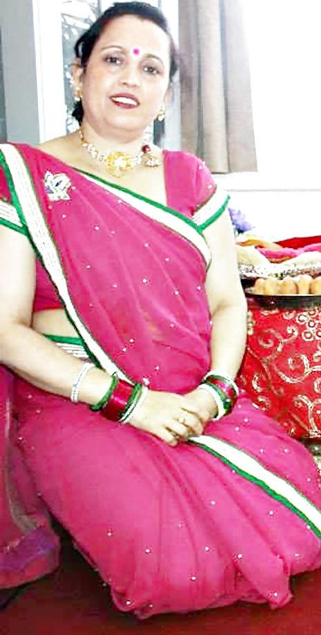 13P Nepali mom Mrs Bhandari has some nice ass to bang