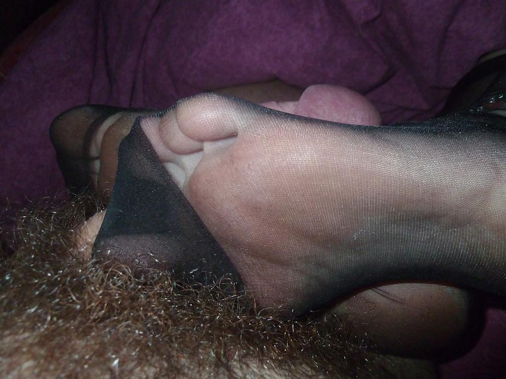 5P Footjob cyr14