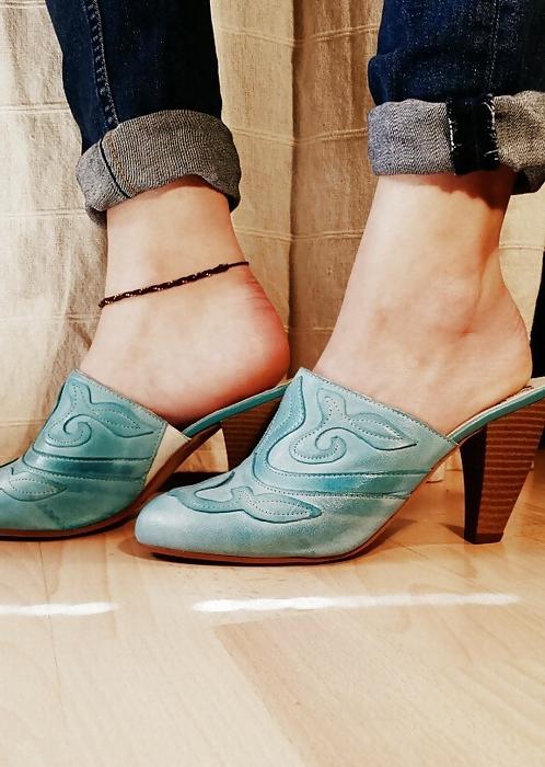 25P Blue Mules III