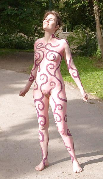 25P AMATEURS IN BODY PAINT -1 