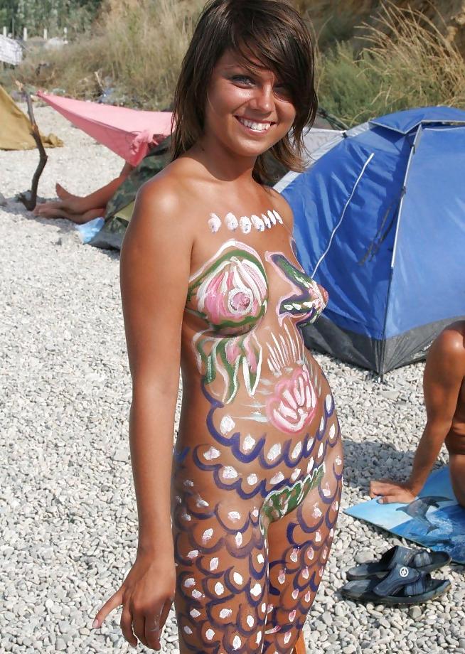 25P AMATEURS IN BODY PAINT -1 