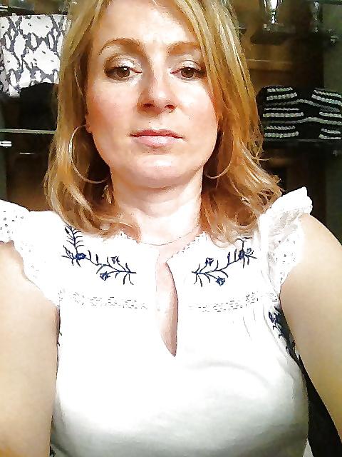 24P Serbian MILF Svetlana