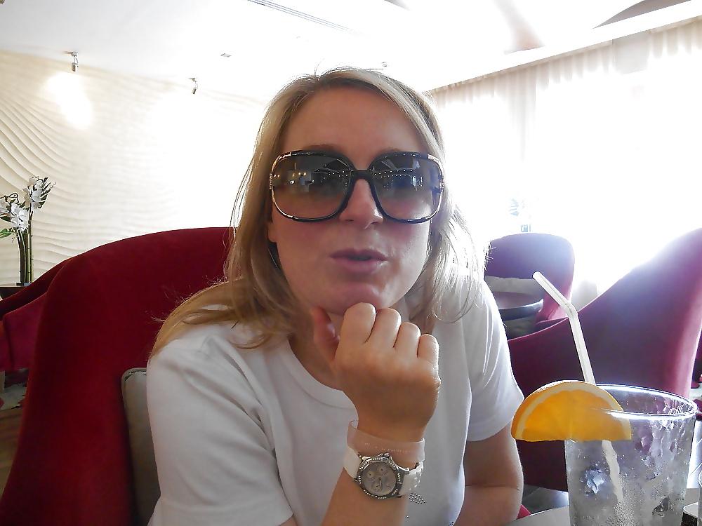 24P Serbian MILF Svetlana