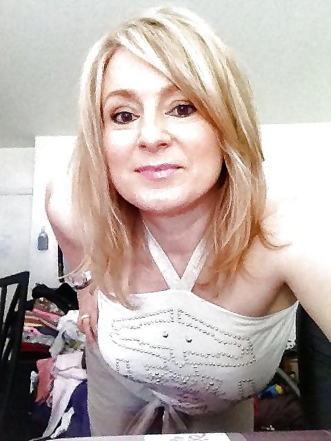 24P Serbian MILF Svetlana
