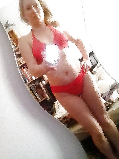 24P Serbian MILF Svetlana