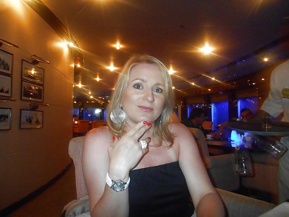 24P Serbian MILF Svetlana