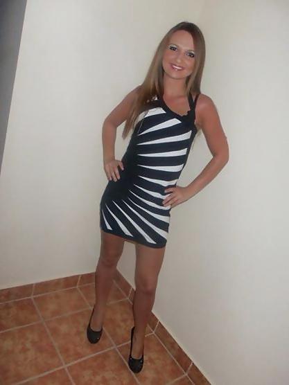 25P Francaises en talon french girl in high heels ep3