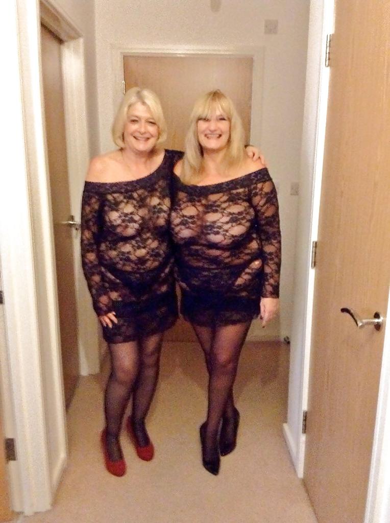 25P Stockings & pantyhose