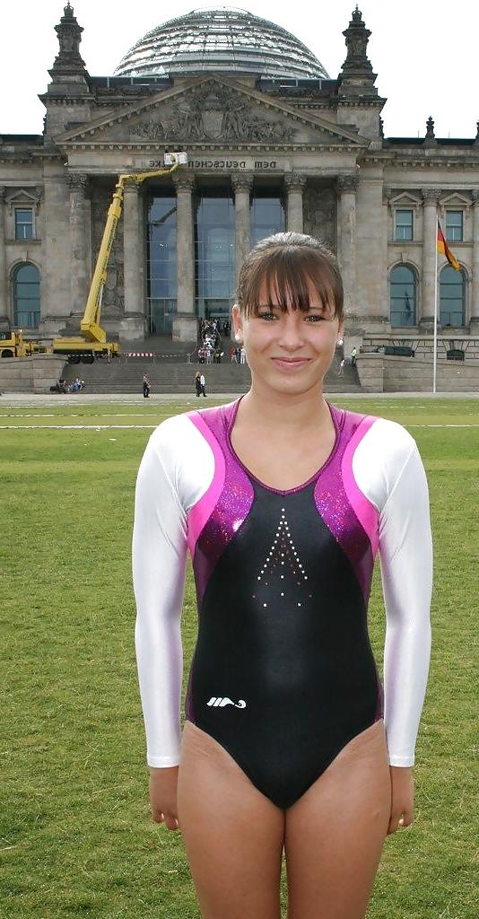 25P One Piece Swimsuits & Leotards