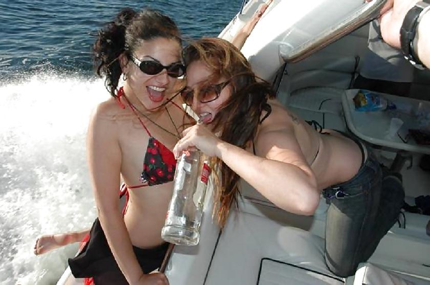 25P Hottest Chicks In Metal (5) Boat Party