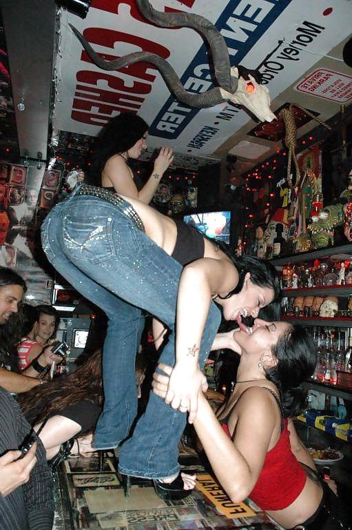 25P Hottest Chicks In Metal (5) Boat Party