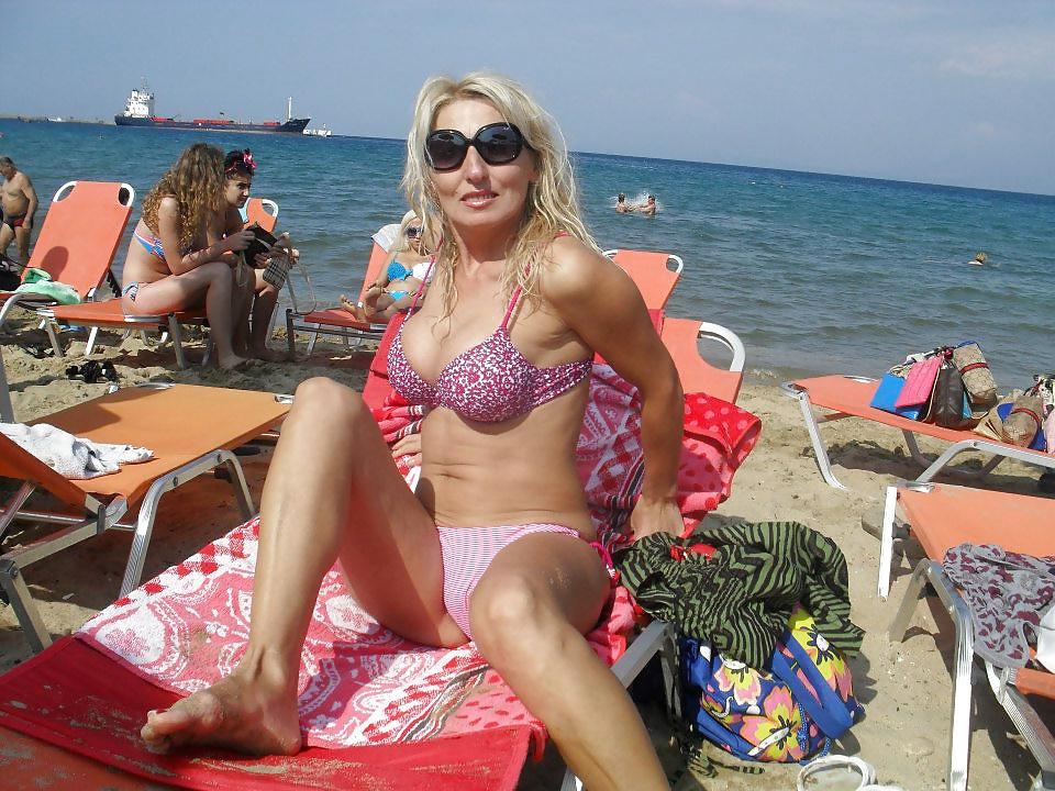 10P Dragana Serbian Mature 
