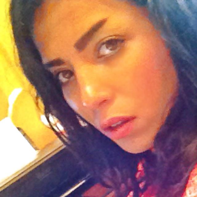 25P Arab beauty 43 - Cum on her