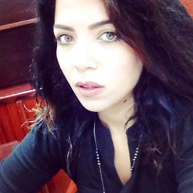 25P Arab beauty 43 - Cum on her