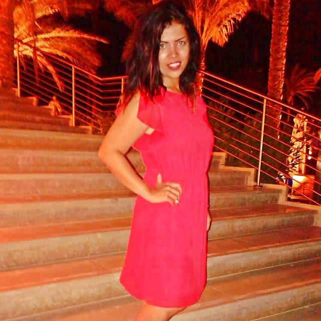 25P Arab beauty 43 - Cum on her