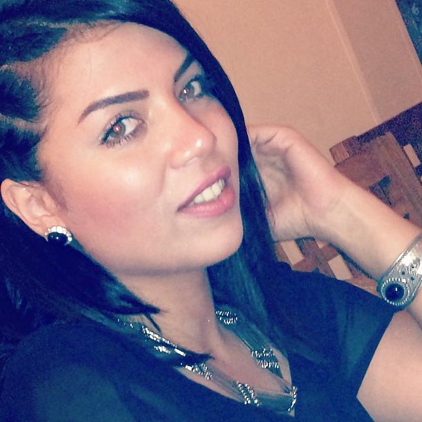 25P Arab beauty 43 - Cum on her