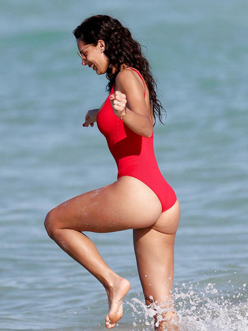 25P Raffaella Modugno in Swimsuit
