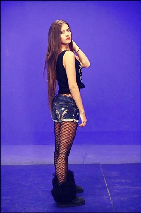 25P Serbian girls in pantyhose 7