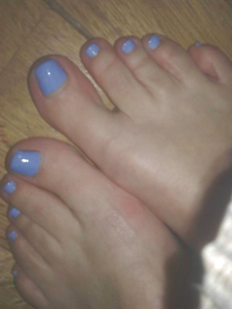 9P Colors of rainbow - electric blue & barefoot