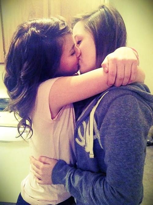 13P Janas exclusive sensual lesbian view 32