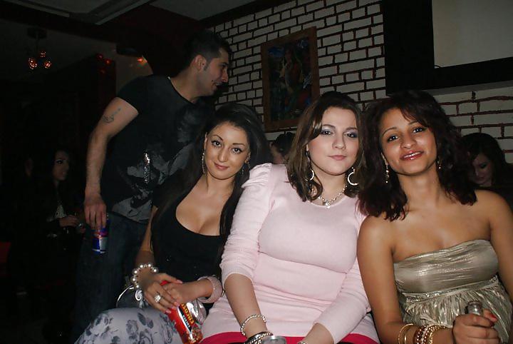 25P Dirty UK Paki Slut For Comments