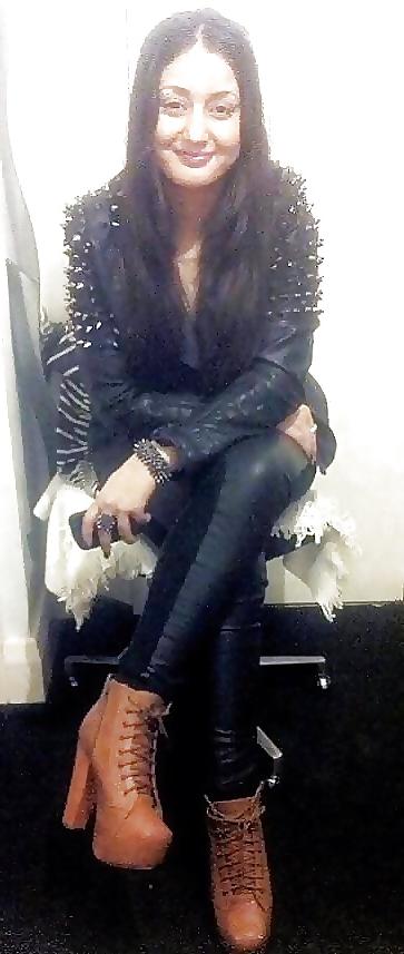 25P Dirty UK Paki Slut For Comments