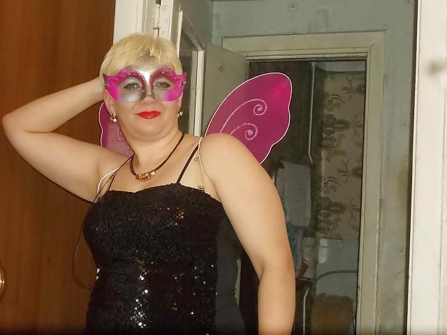 15P Hot busty russian milf 2