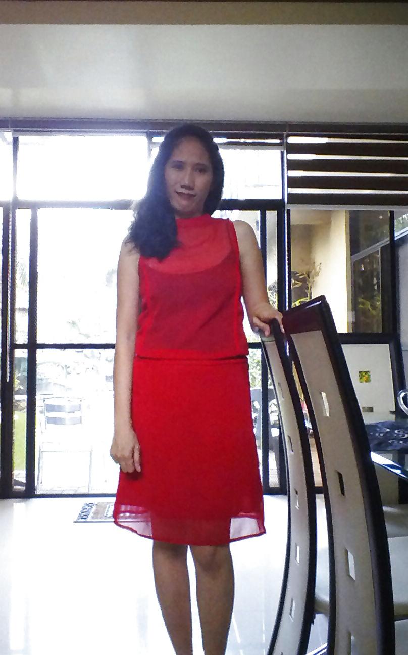12P Pinay in red dress