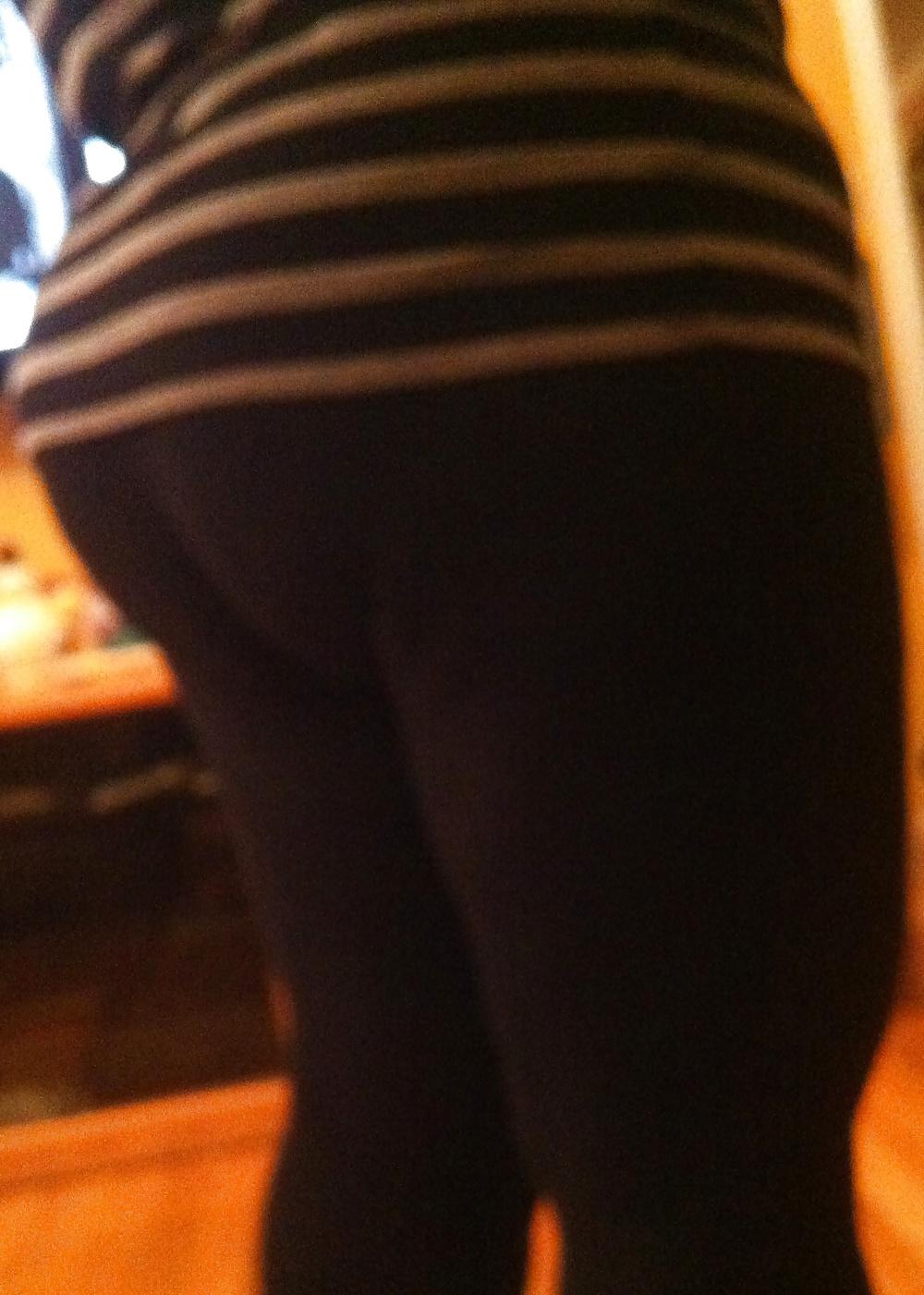 15P Thick Mature Redhead with ASS!