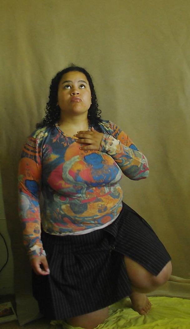 25P Thick redbone non nude