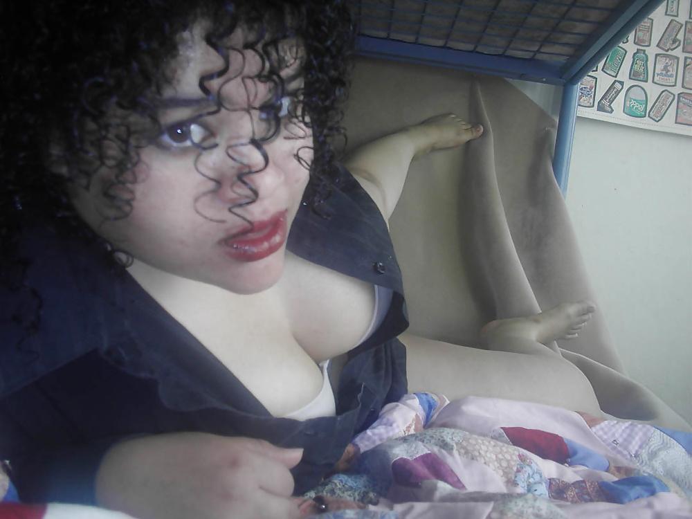 25P Thick redbone nude
