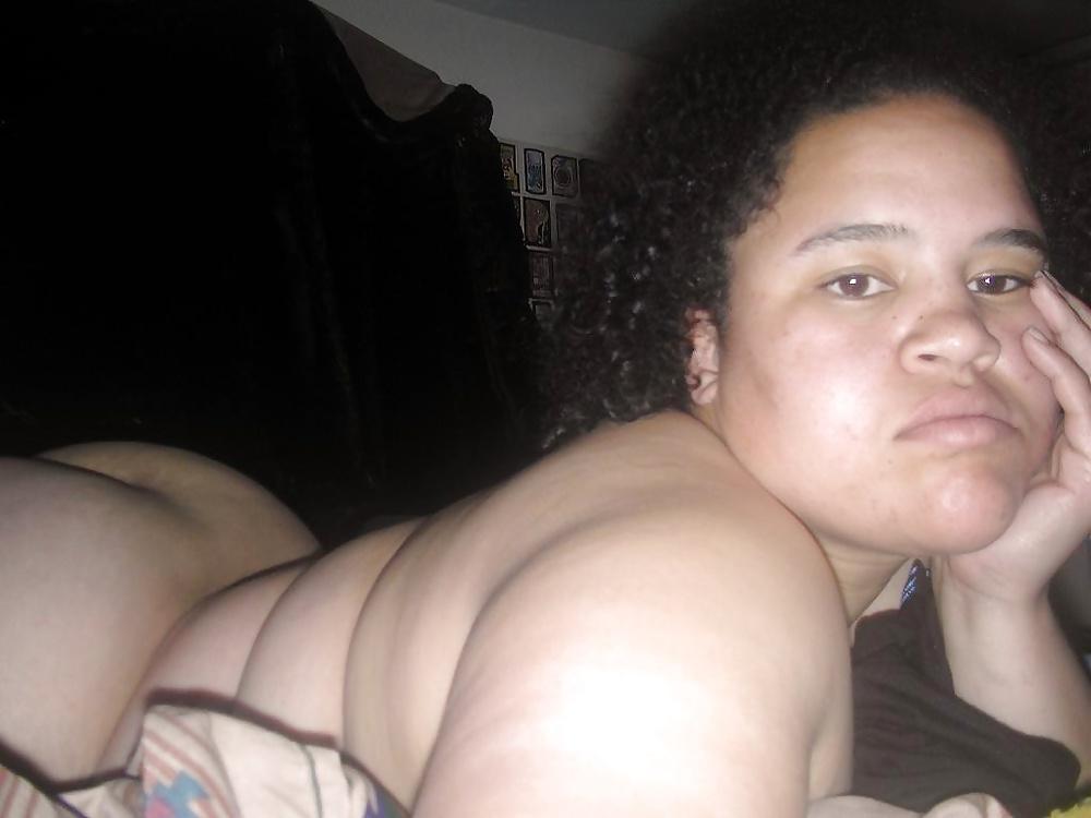 25P Thick redbone nude