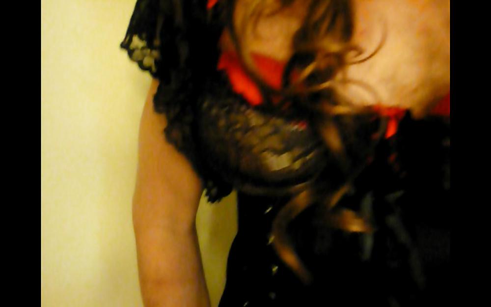 17P Black and red corset cum