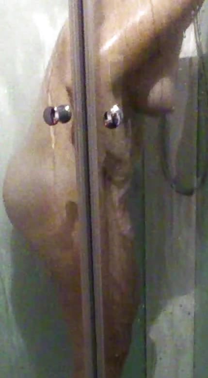 11P Ma femme nue - A la douche 3